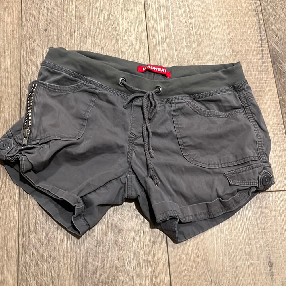 Unionbay shorts. Size 3.